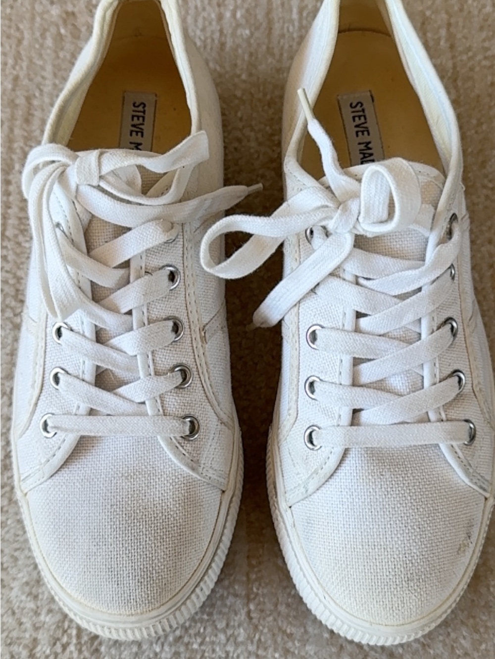 Steve Madden White Canvas Low-Top Lace-Up Sneakers